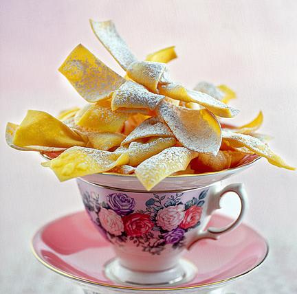 Ricette Carnevale: chiacchiere lievitate