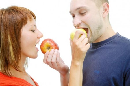 La dieta mette in crisi la coppia, addio prova costume!