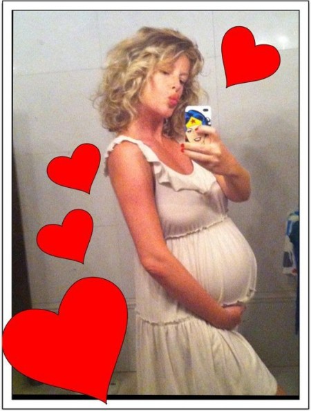 Alessia Marcuzzi è di nuovo mamma! Nata la piccola Mia, annuncio di Facchinetti su Facebook