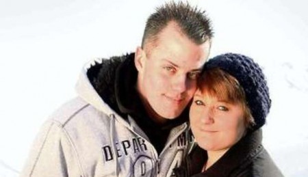 L’amore ai tempi della chemio: si innamorano mentre curano il cancro, ora sono guariti e felici
