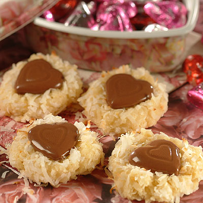 Biscotti con cocco e cioccolato da regalare per San Valentino