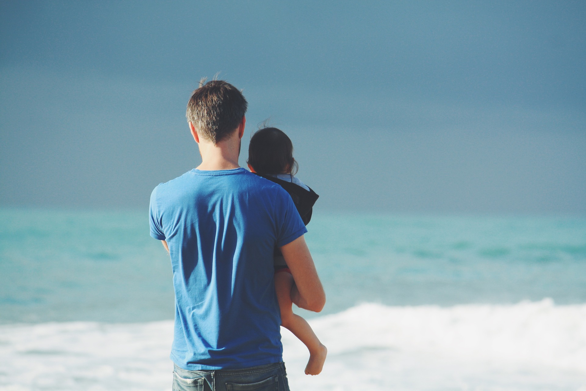 Poesie per la Festa del papà, le più belle da dedicargli