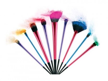 Trucchi e consigli per pulire i pennelli per il make up