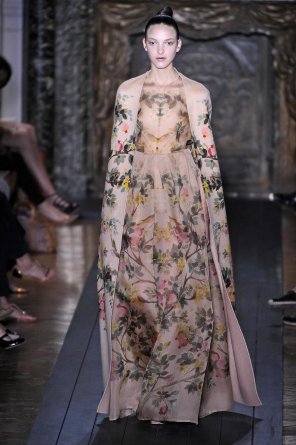 Valentino va in Qatar: il brand venduto per 700 milioni di euro