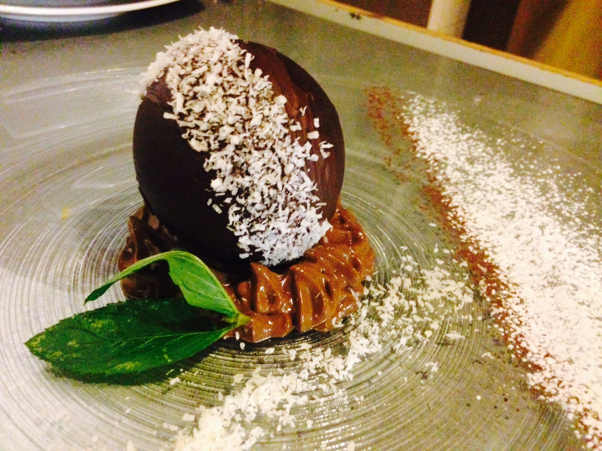 Gelato al cocco con mousse al cioccolato, la ricetta