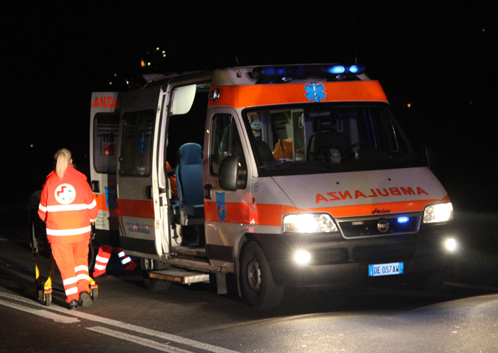 Pavia, 55enne segregata in casa dal compagno e denutrita