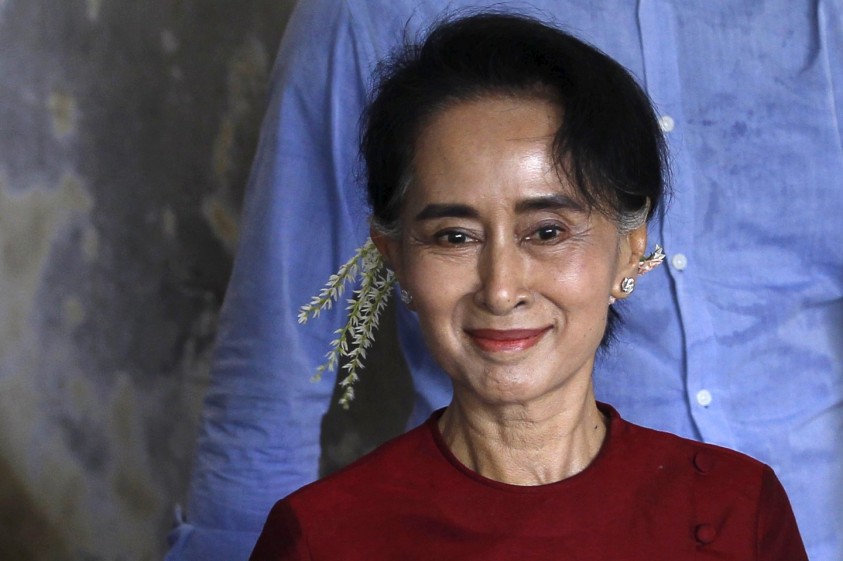 Le 10 notizie sulle donne dell'anno 2015 Aung San Suu Kyi trionfa alle elezioni in Birmania