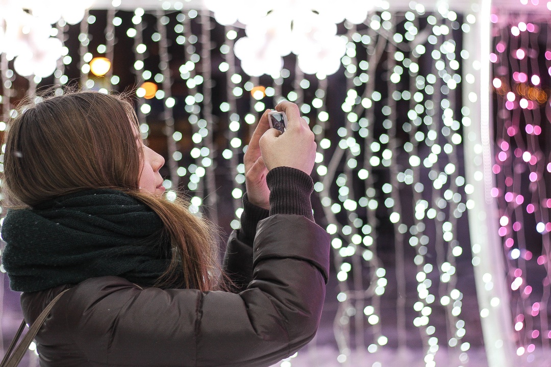 Non mandare messaggi o selfie alle amiche