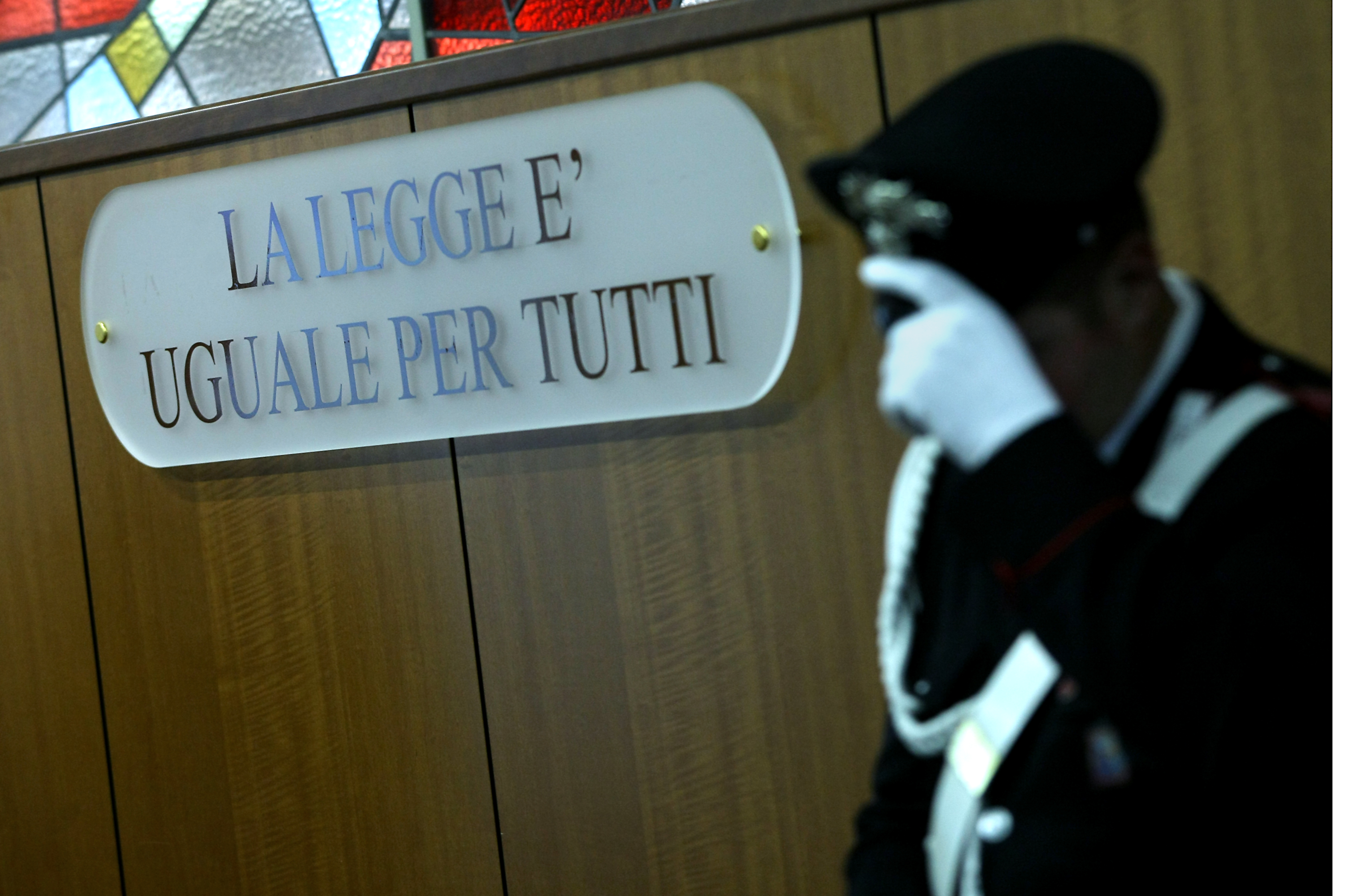 Latina, moglie che non cucina va a processo per maltrattamenti in famiglia