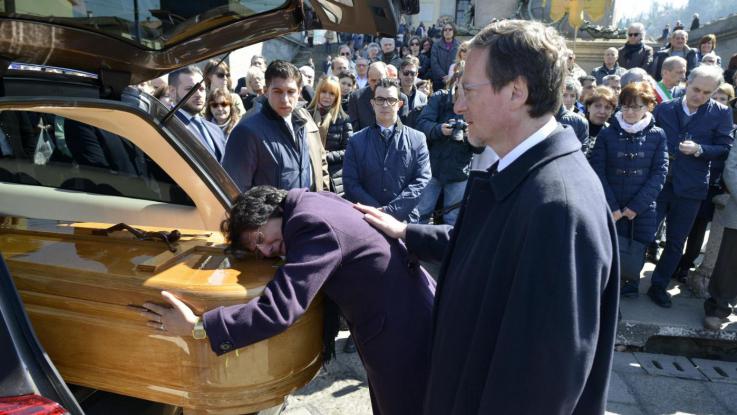 funerali studentesse morte in spagna