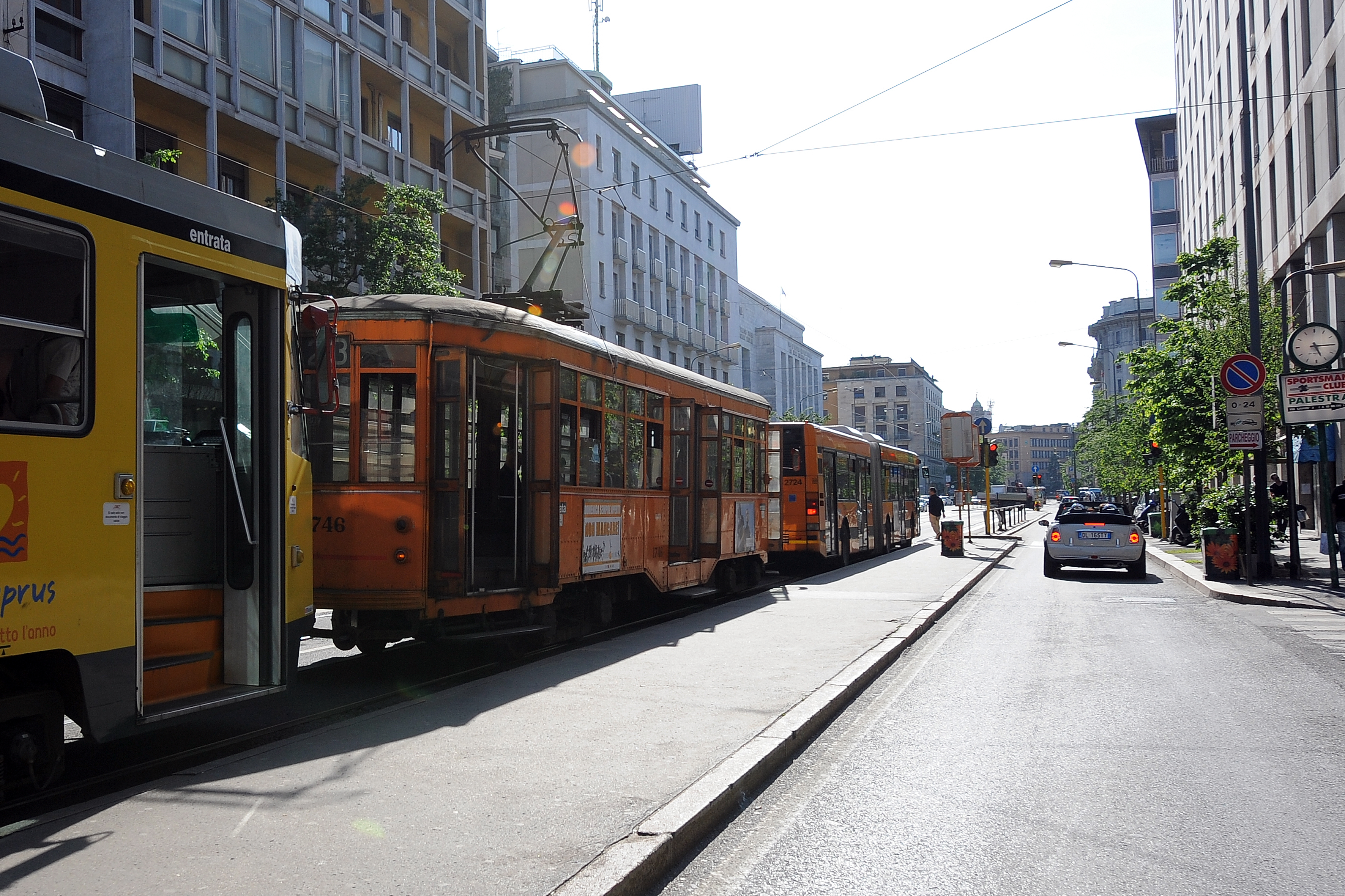 Antonina Chapkina travolta da un tram a Milano: la ballerina è in gravi condizioni