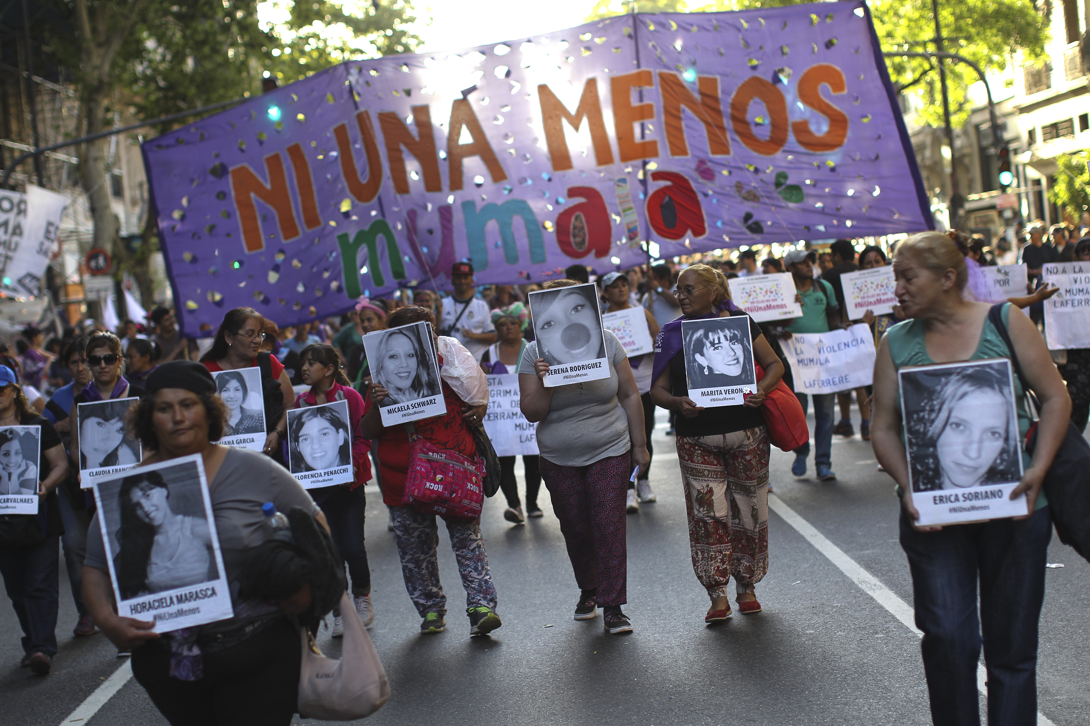 Buenos Aires, manifestazione nella Giornata contro la violenza sulle donne