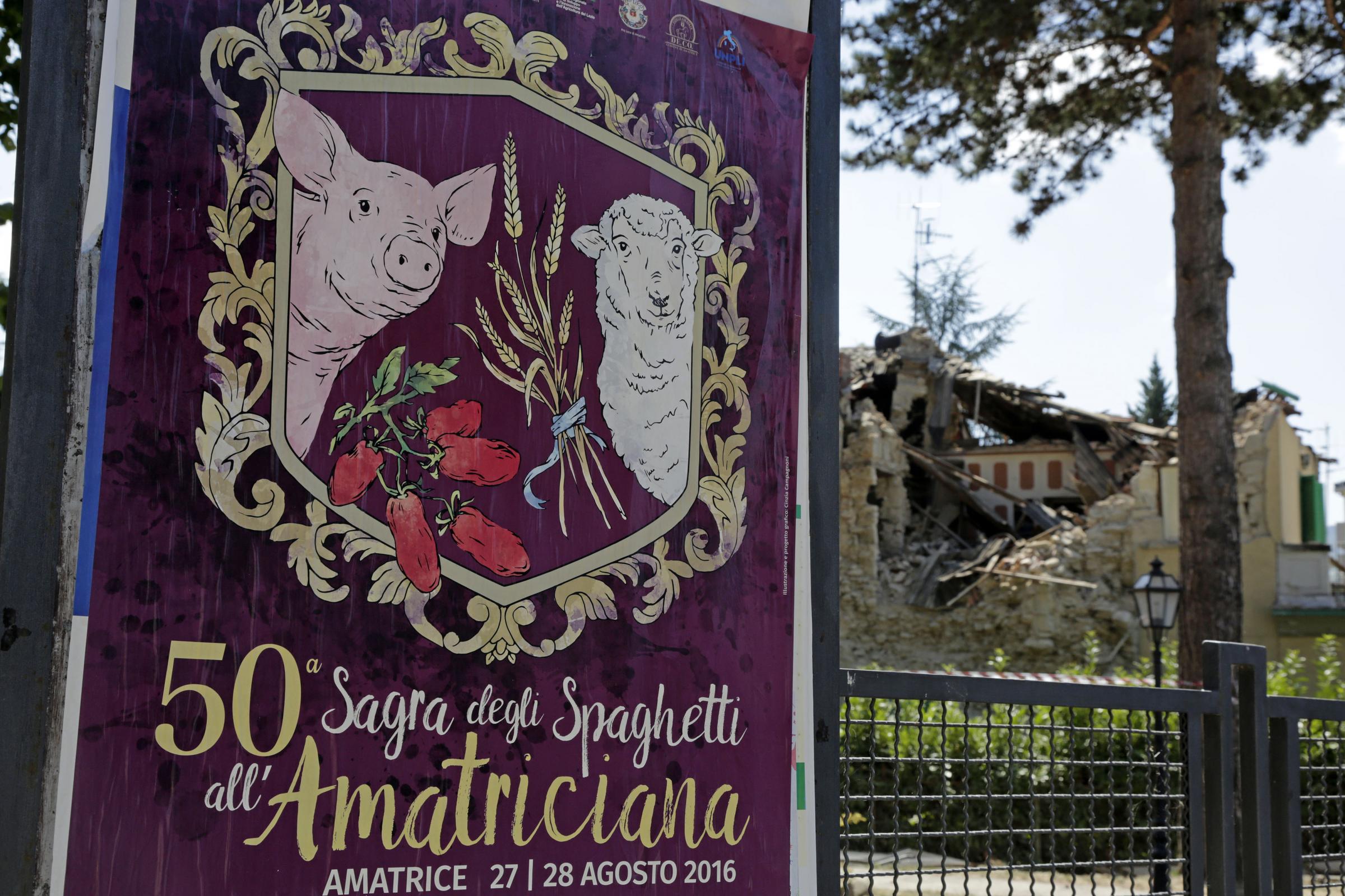 Terremoto, la città di Amatrice al quarto giorno dal sisma