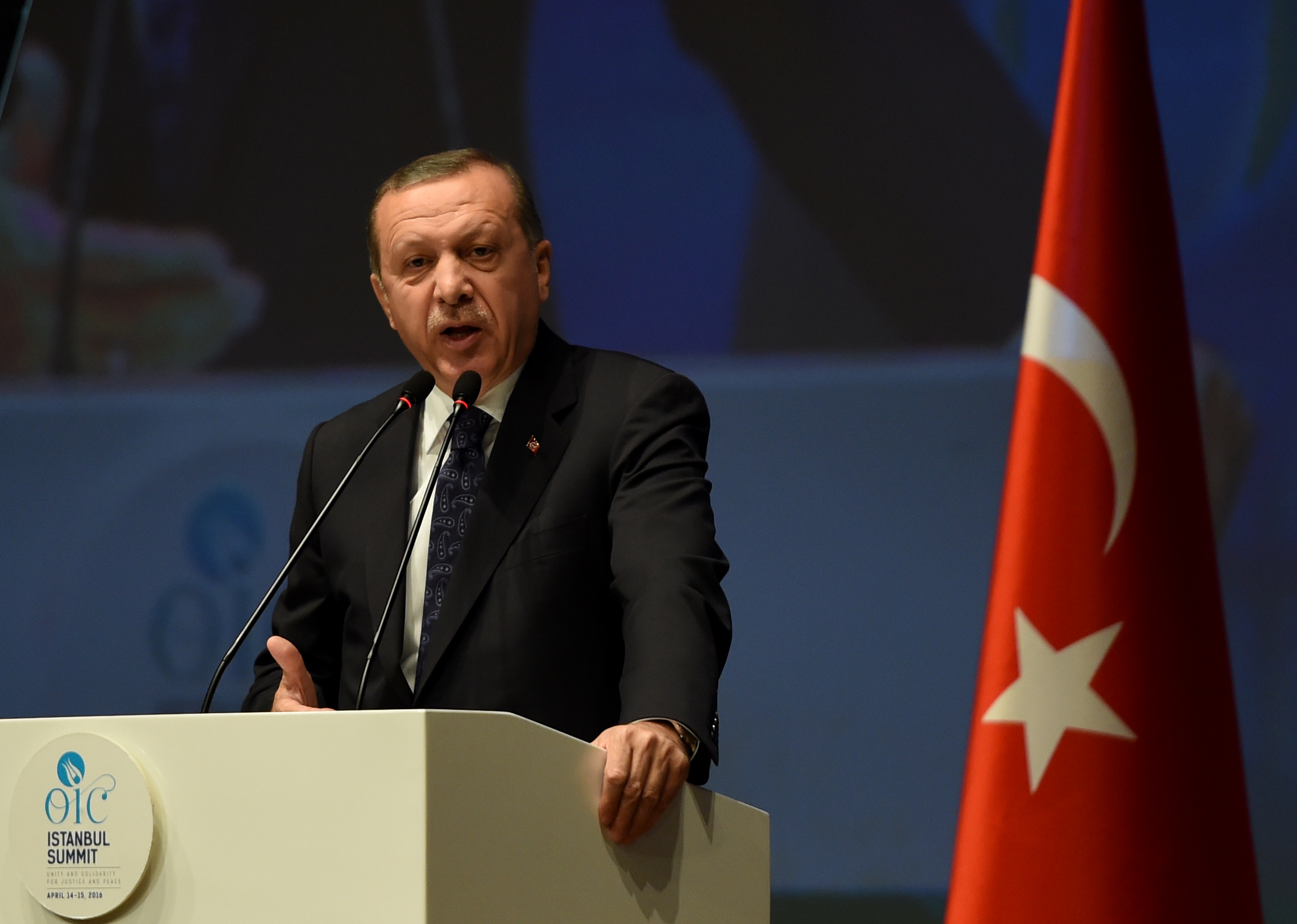 Turchia, annullato il reato di pedofilia: un’amnistia per le nozze delle spose bambine