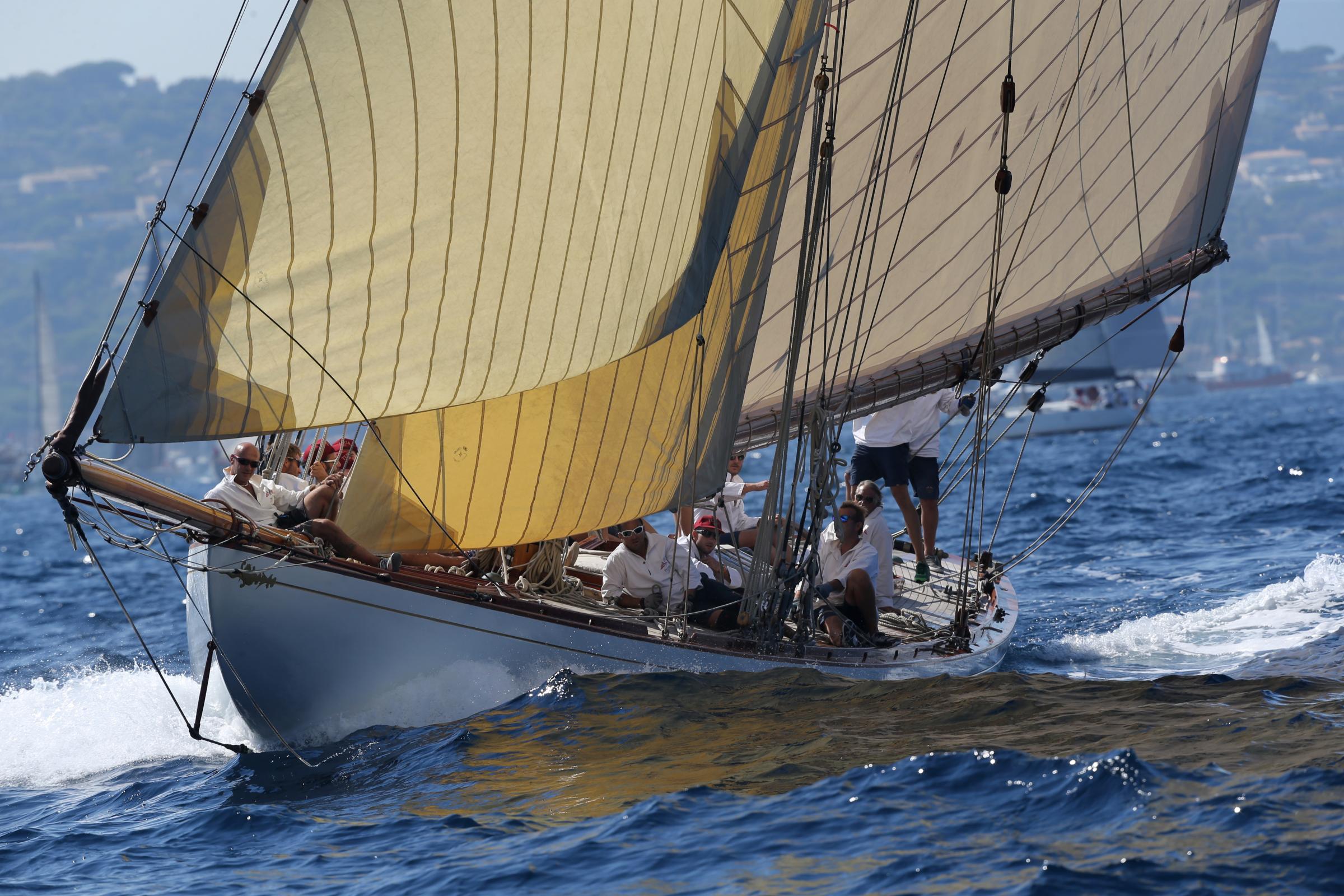 Pierre Casiraghi in regata di vela a Saint Tropez