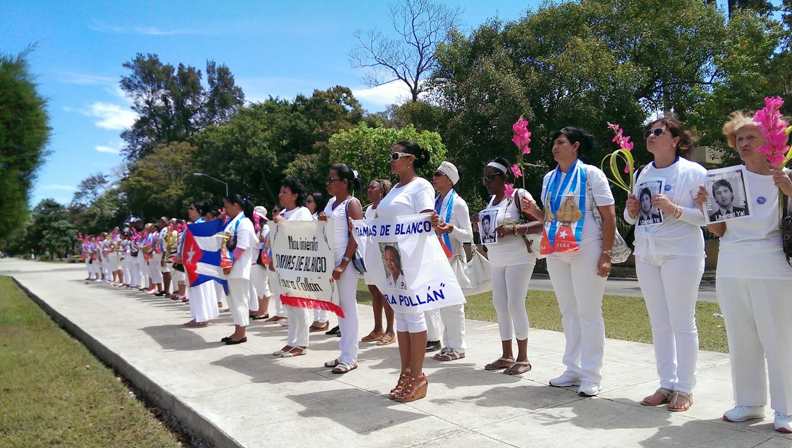 Chi sono le Damas Blancas: la protesta femminile contro Fidel Castro che divide l’opinione pubblica