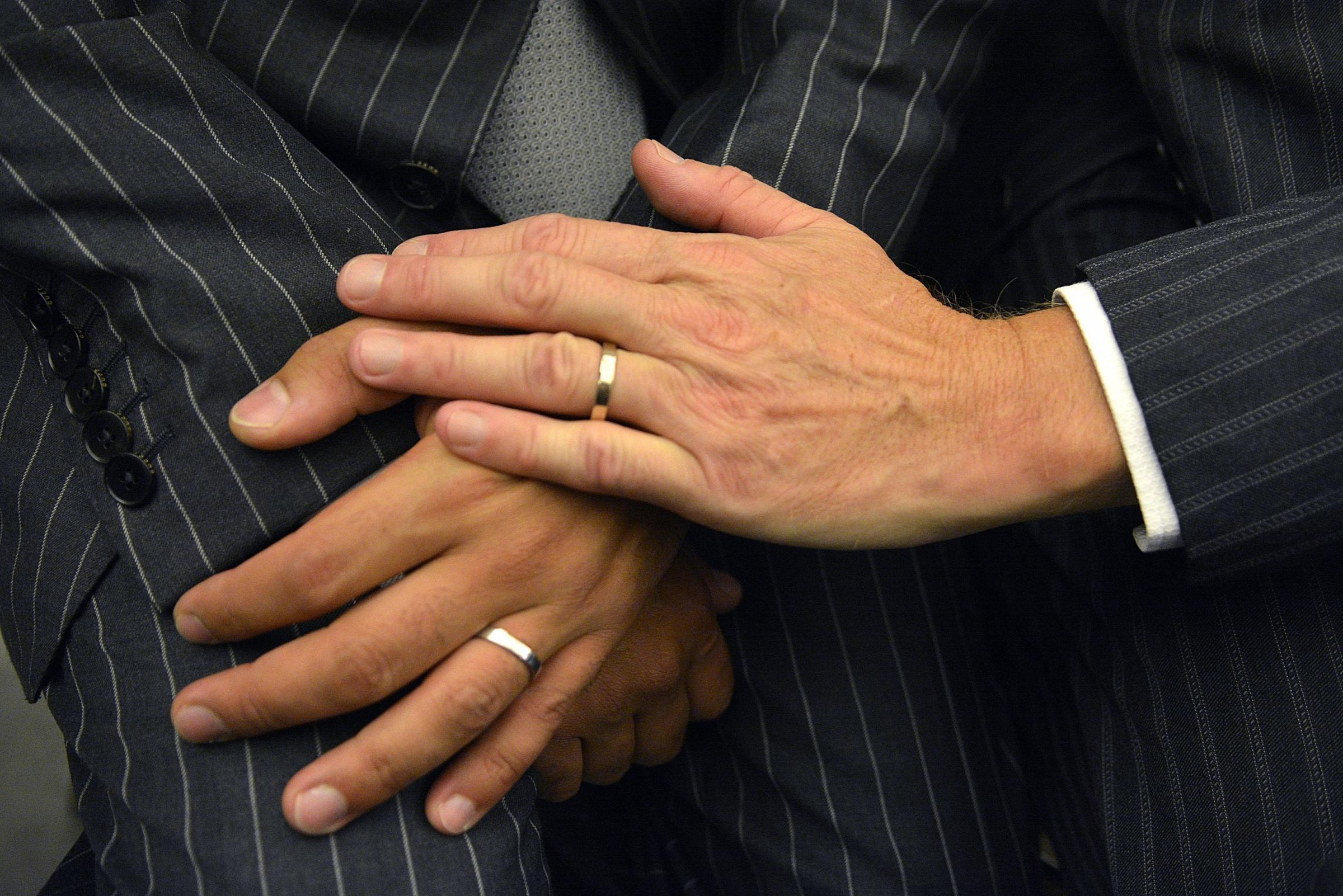 Slovenia: entra in vigore la legge per i matrimoni omosessuali. No alle adozioni