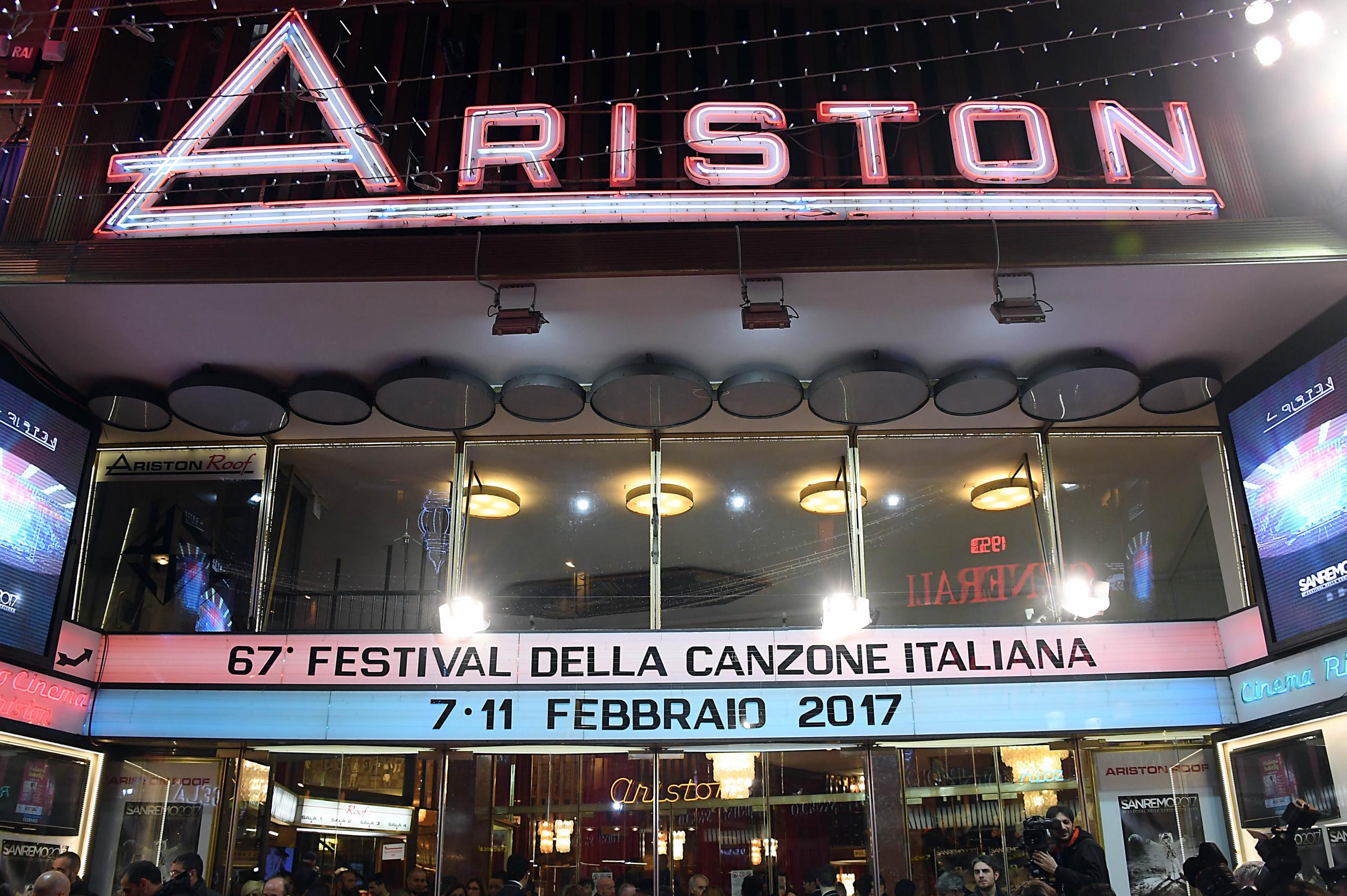 67mo festival della canzone italiana Ingresso dei cantanti al teatro Ariston