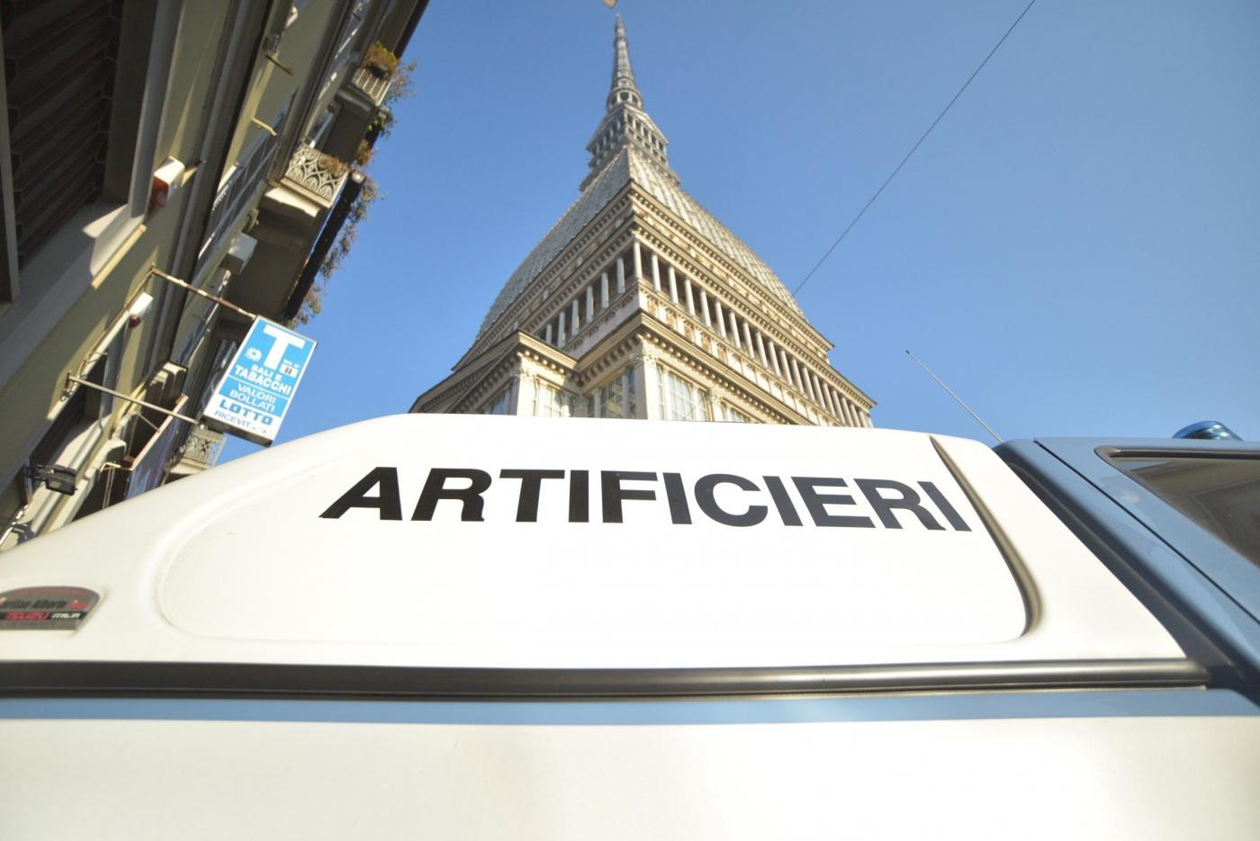 Allarme bomba a Torino: evacuata la Mole Antonelliana