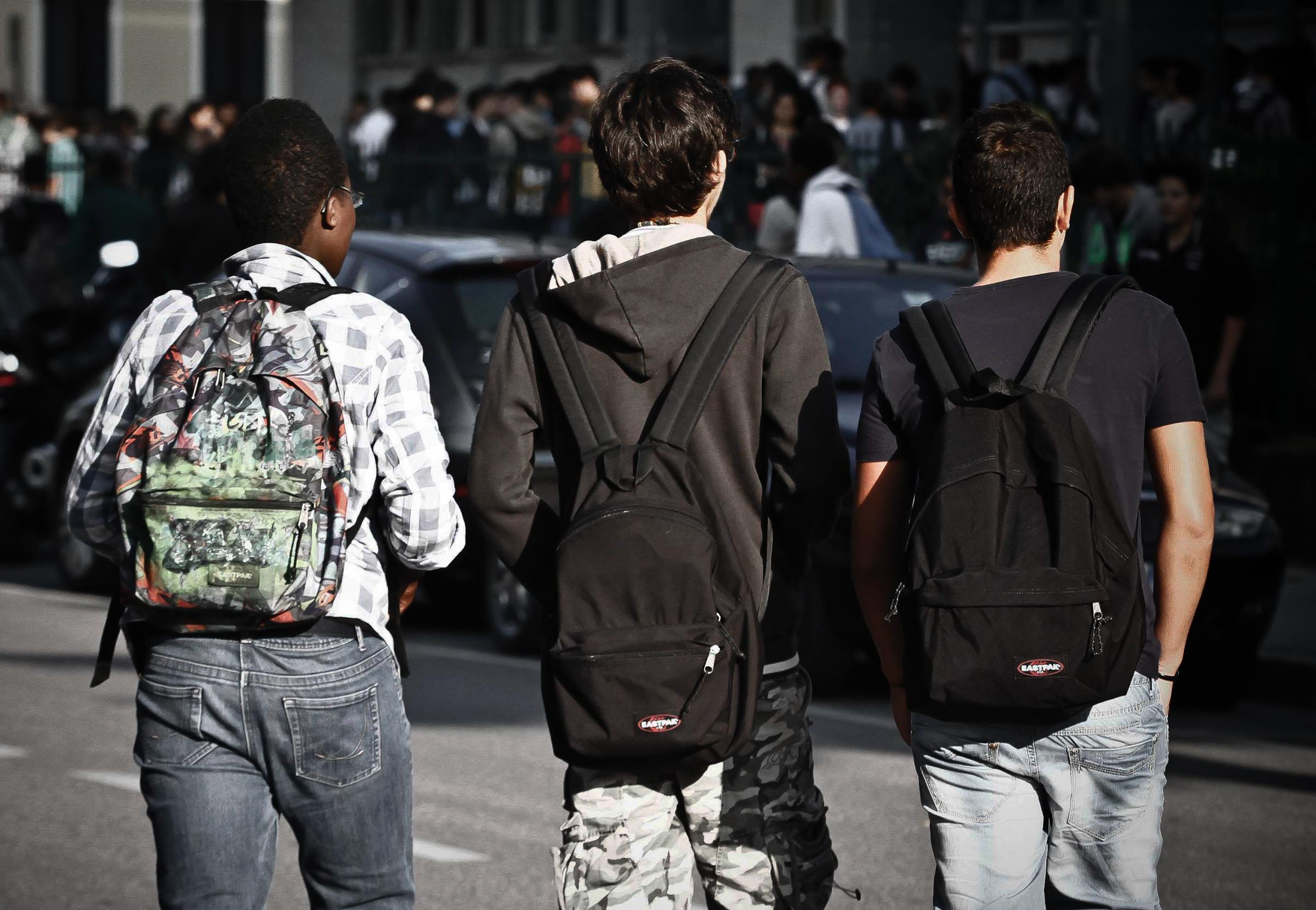 Studenti stranieri in aule separate: l’esperimento provocazione in una scuola di Vercelli