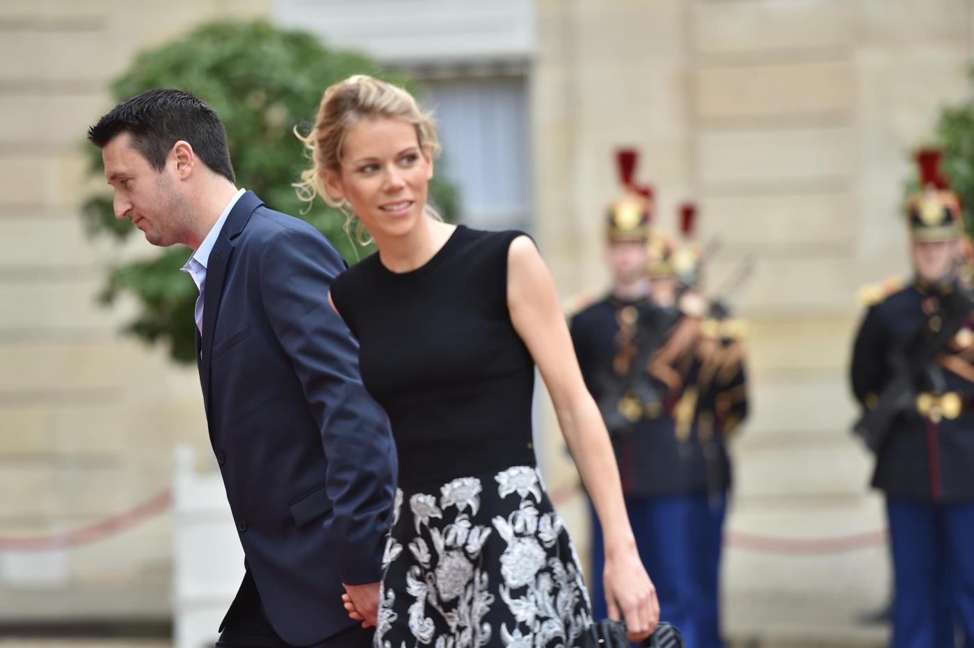 Chi è Tiphaine Auzière, la figlia di Brigitte Trogneux che difende la madre dagli attacchi