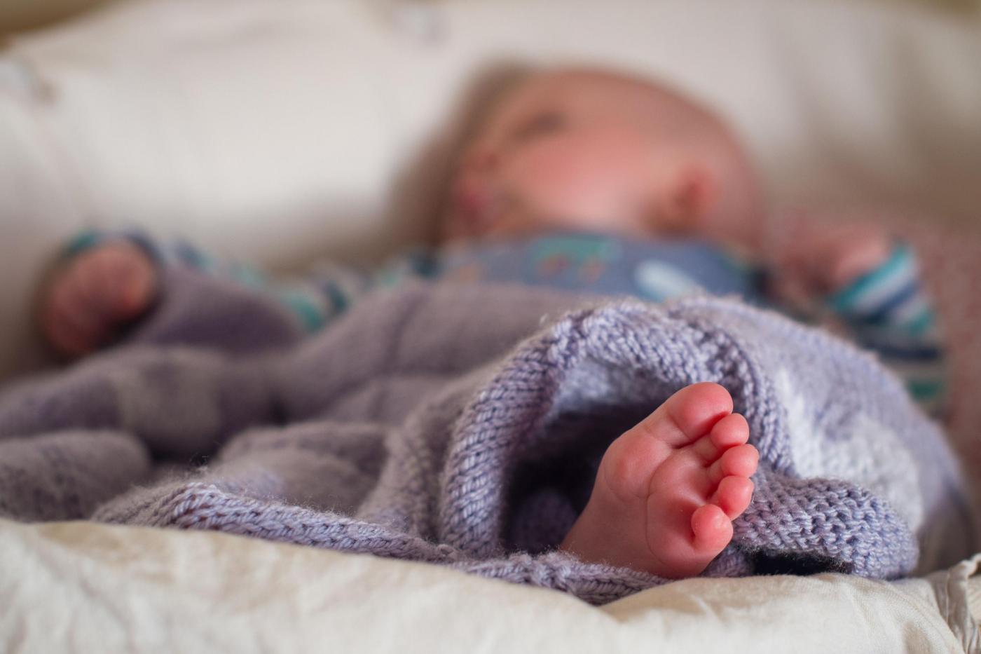 Dieta senza glutine al neonato, Lucas muore a 7 mesi