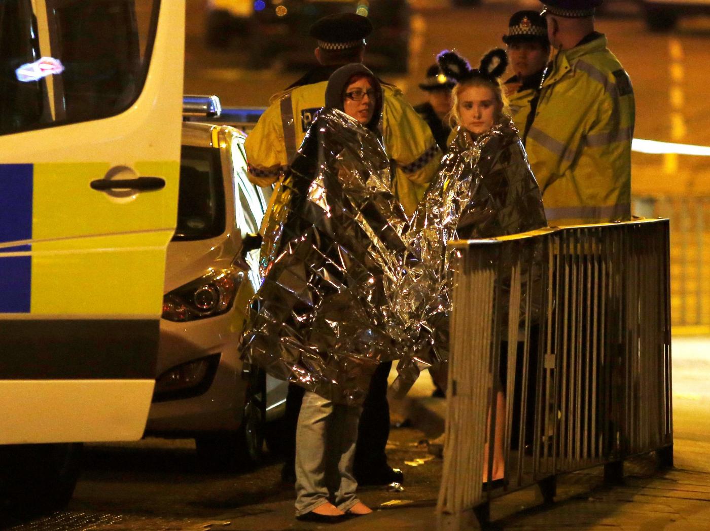 Chi sono le vittime e i dispersi dell’attentato di Manchester al concerto di Ariana Grande