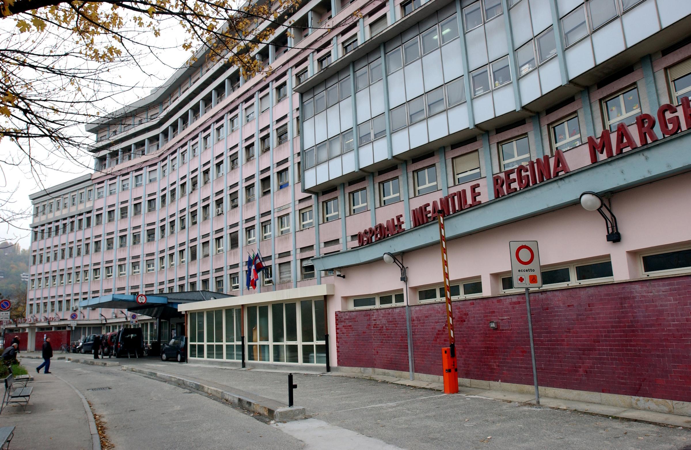 Torino, neonato lanciato dal balcone: era nato da una relazione extraconiugale