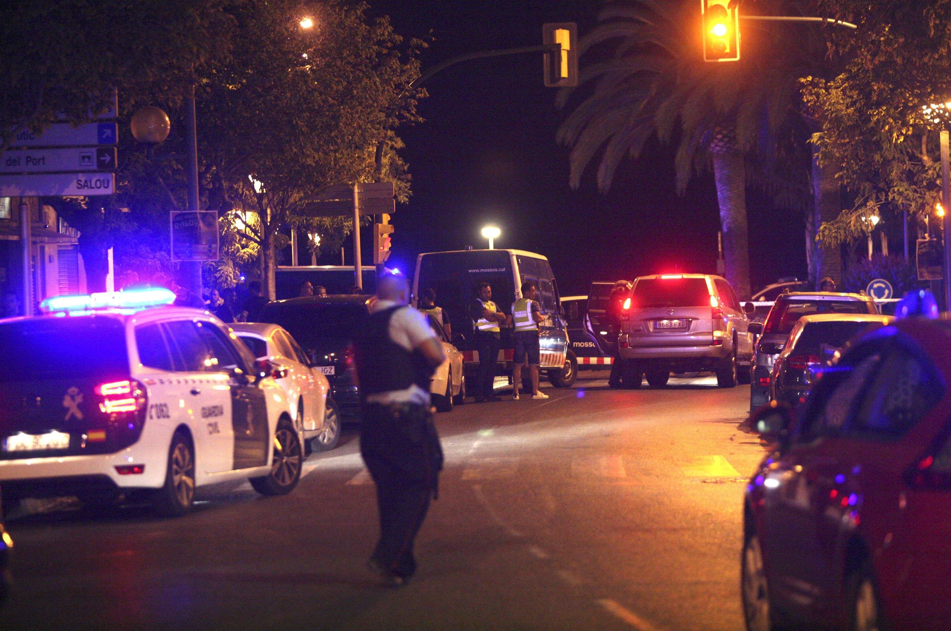 Spagna, dopo Barcellona terrore a Cambrils: 5 terroristi kamikaze uccisi, diversi feriti