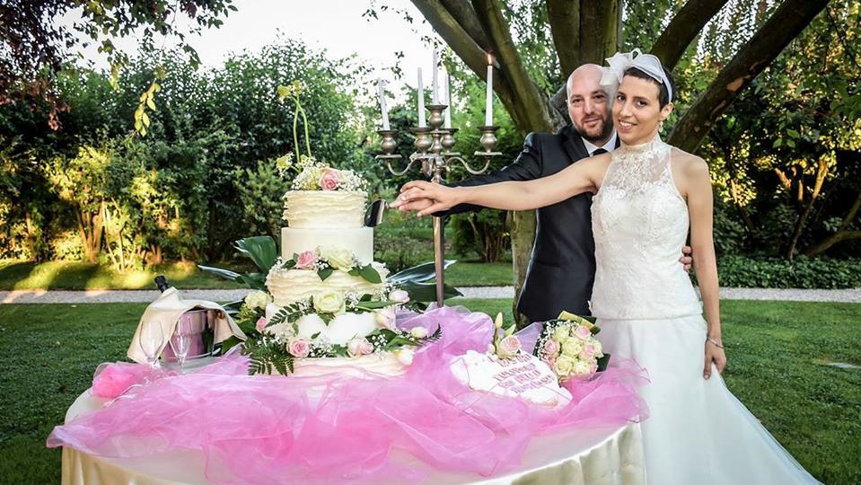 Malata di tumore, lascia 18 regali alla figlia neonata prima di morire