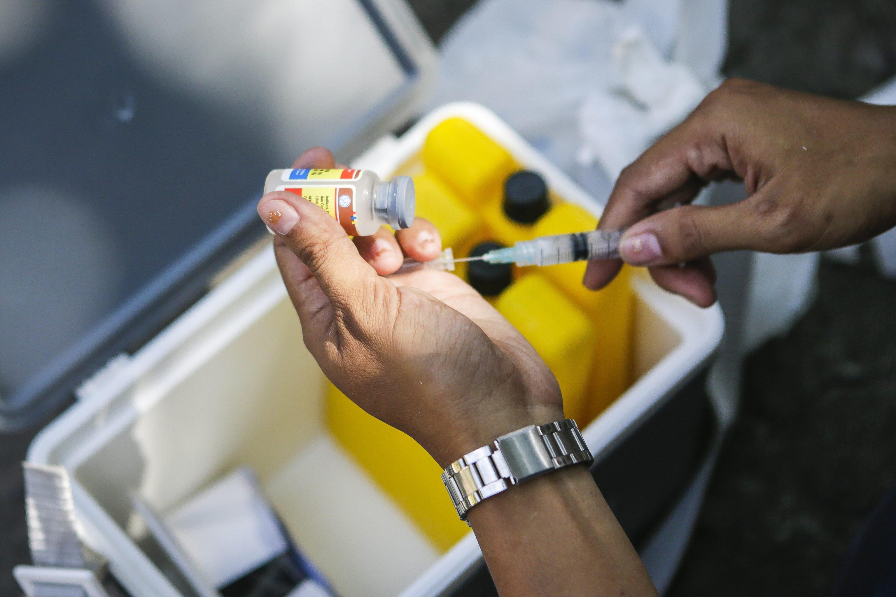 Genitori No Vax: gruppi social per boicottare la legge e la vaccinazione