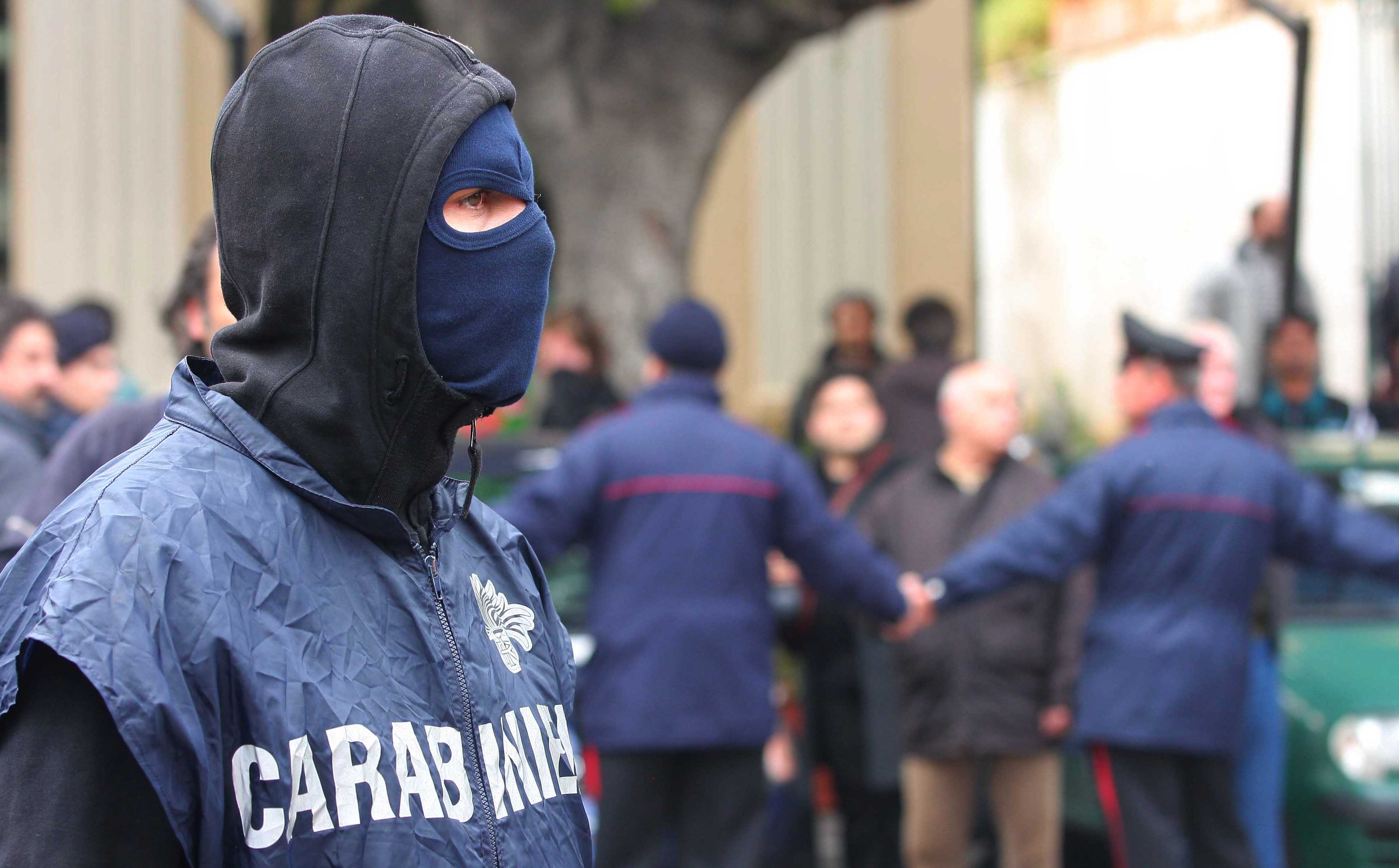 Mafia, 16 arresti a Palermo: boss voleva uccidere la figlia perché amava un carabiniere