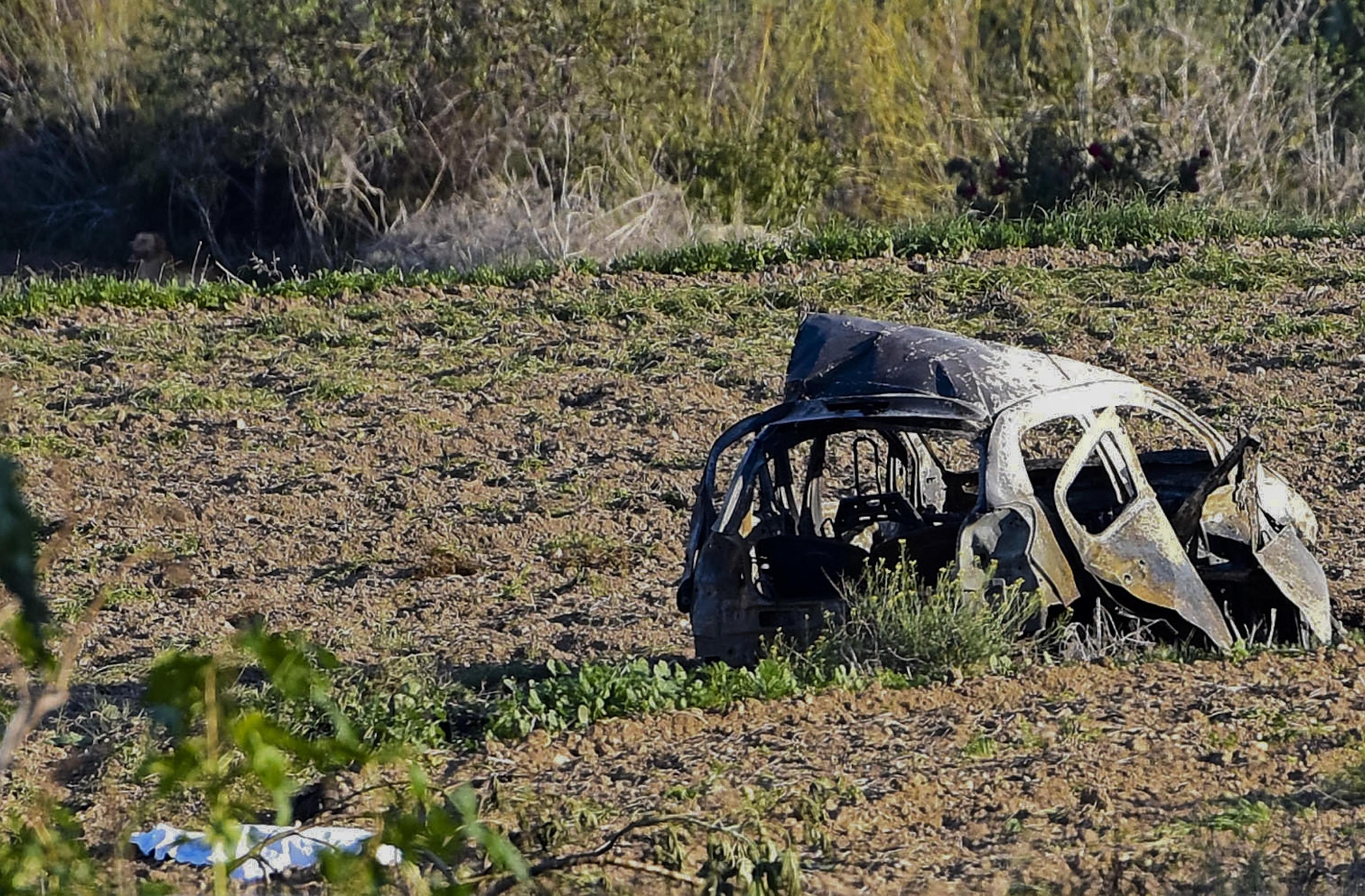 Malta, autobomba uccide la giornalista Daphne Caruana Galizia: indagava sulla corruzione