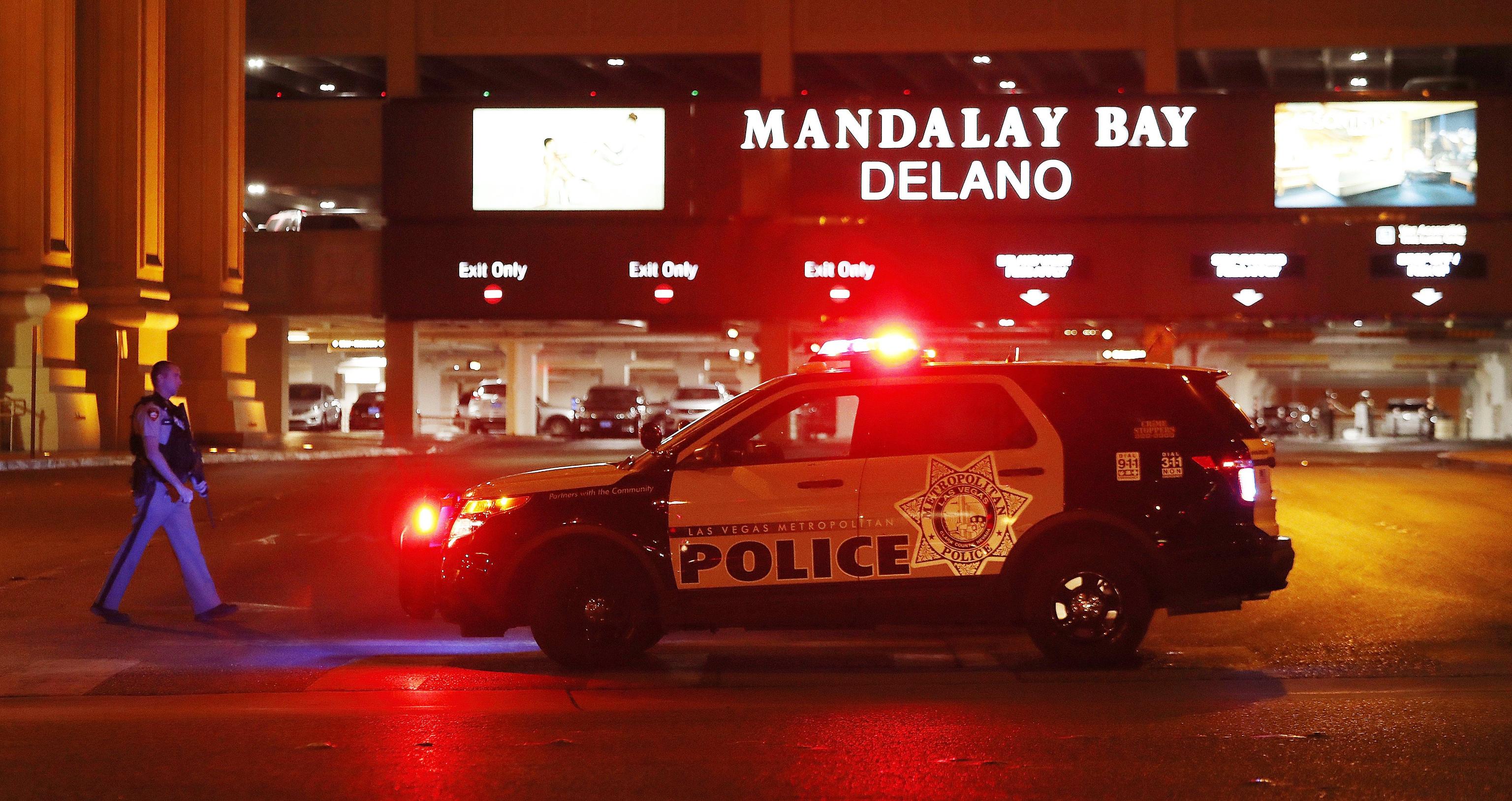 Las Vegas: spari sulla folla durante un festival, almeno 50 morti e centinaia di feriti