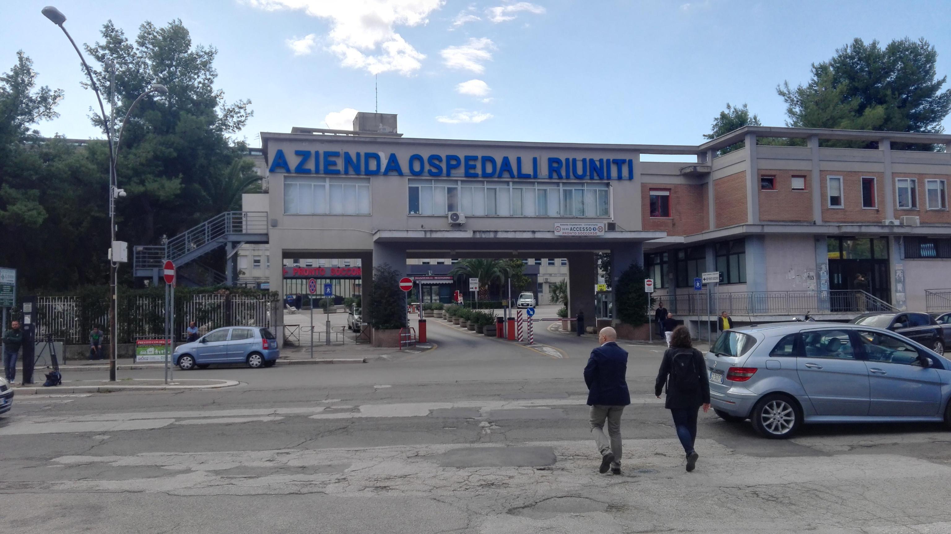 Foggia: uccide la moglie a coltellate e tenta il suicidio, gravissimo un 47enne