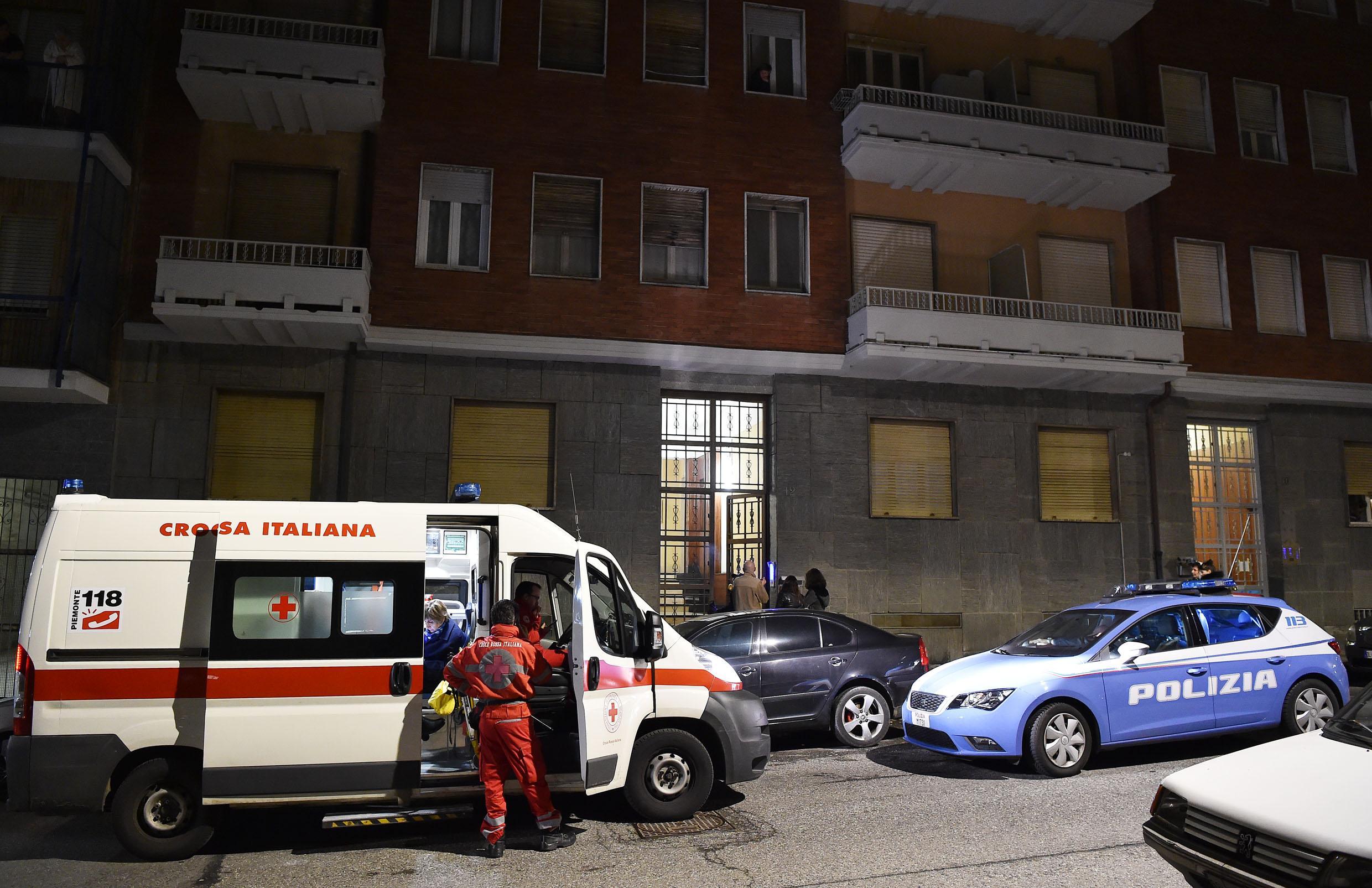 Torino: 80enne uccide la moglie malata di Alzheimer, poi si suicida