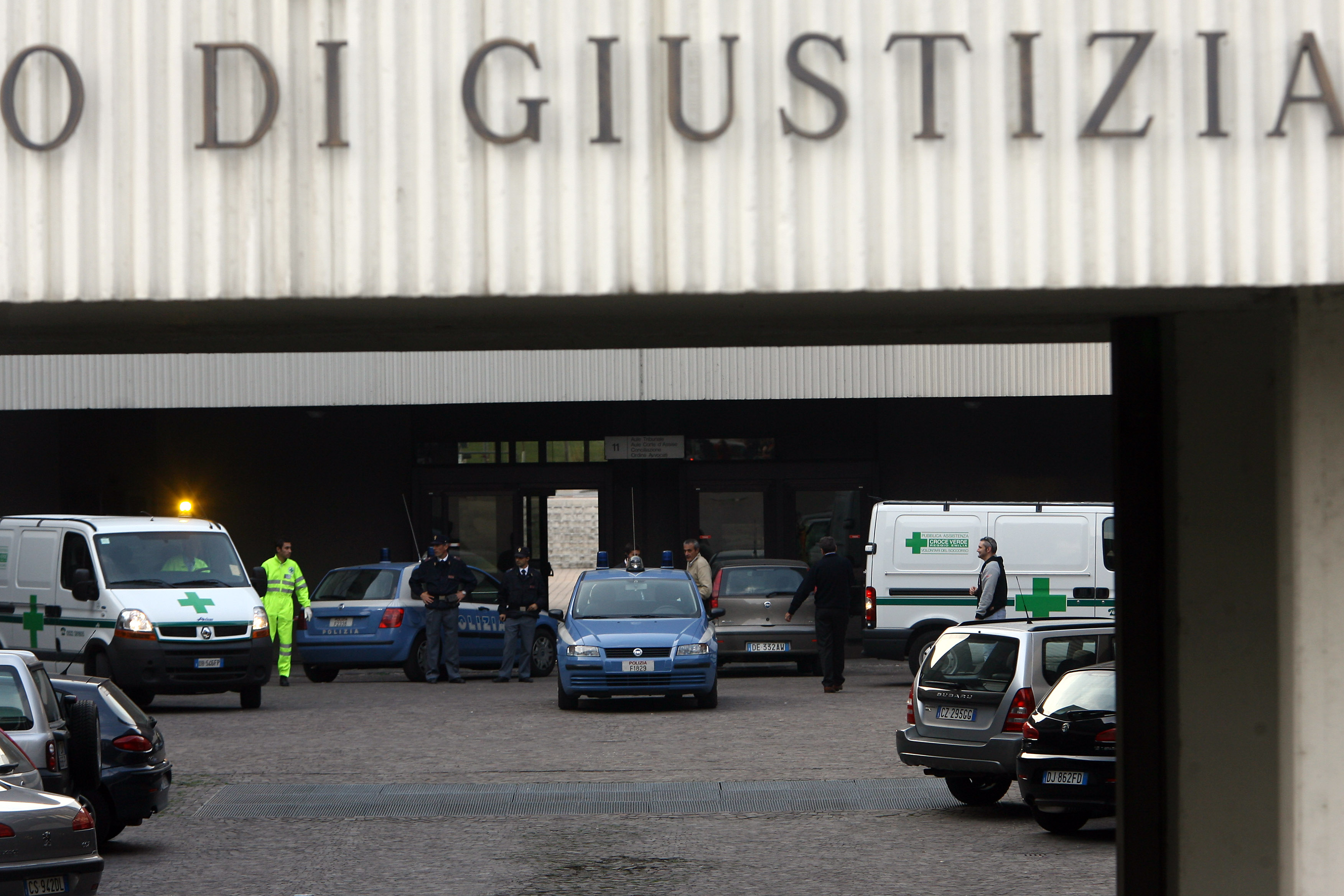 Reggio Emilia, sconto di pena per il pakistano che violentò un 13enne disabile