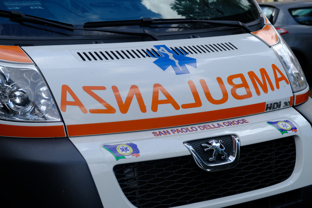 Una banale influenza si trasforma in sepsi: ragazza di 18 anni finisce in coma