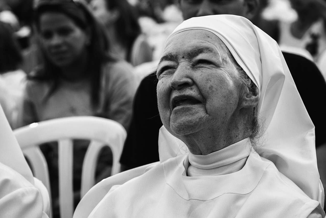 Traffico di bambini venduti: sotto accusa il centro delle suore di Madre Teresa di Calcutta