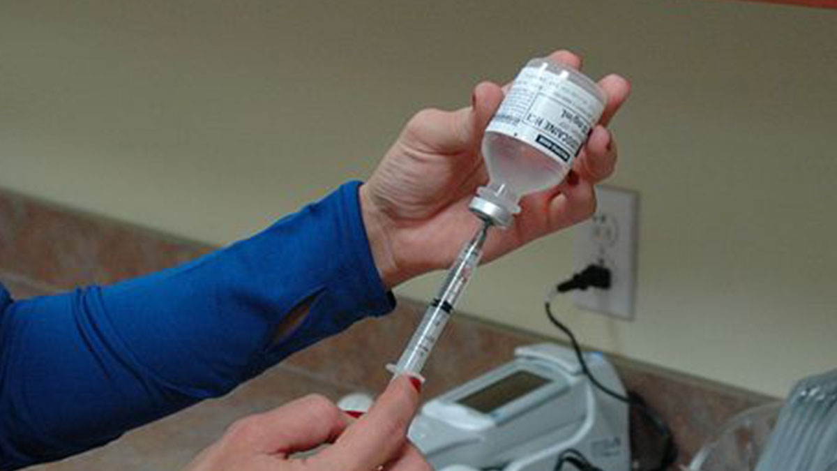 Treviso, bimbo di 8 anni sconfigge la leucemia ma non può andare a scuola: alcuni compagni non sono vaccinati