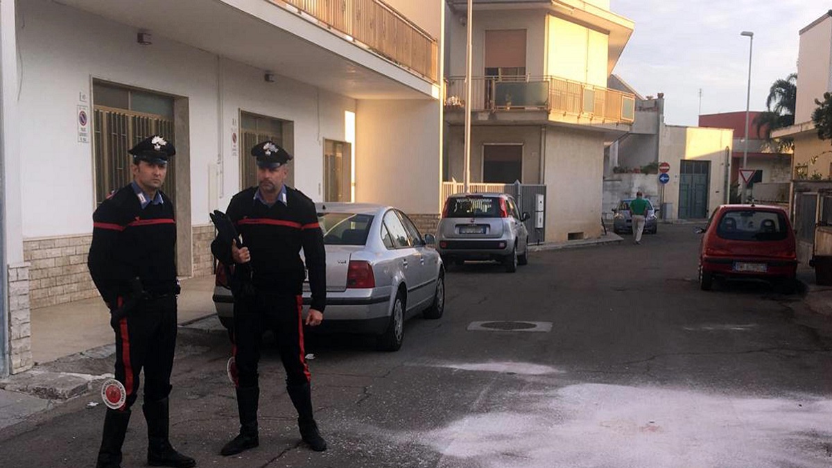 Rapina in villa a Lecce: avvocato e genitori sotto sequestro