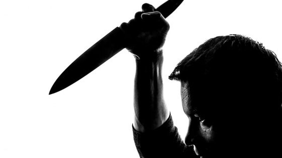 Uccise la fidanzata con 129 coltellate e mangiò il cuore: condannato a 12 anni