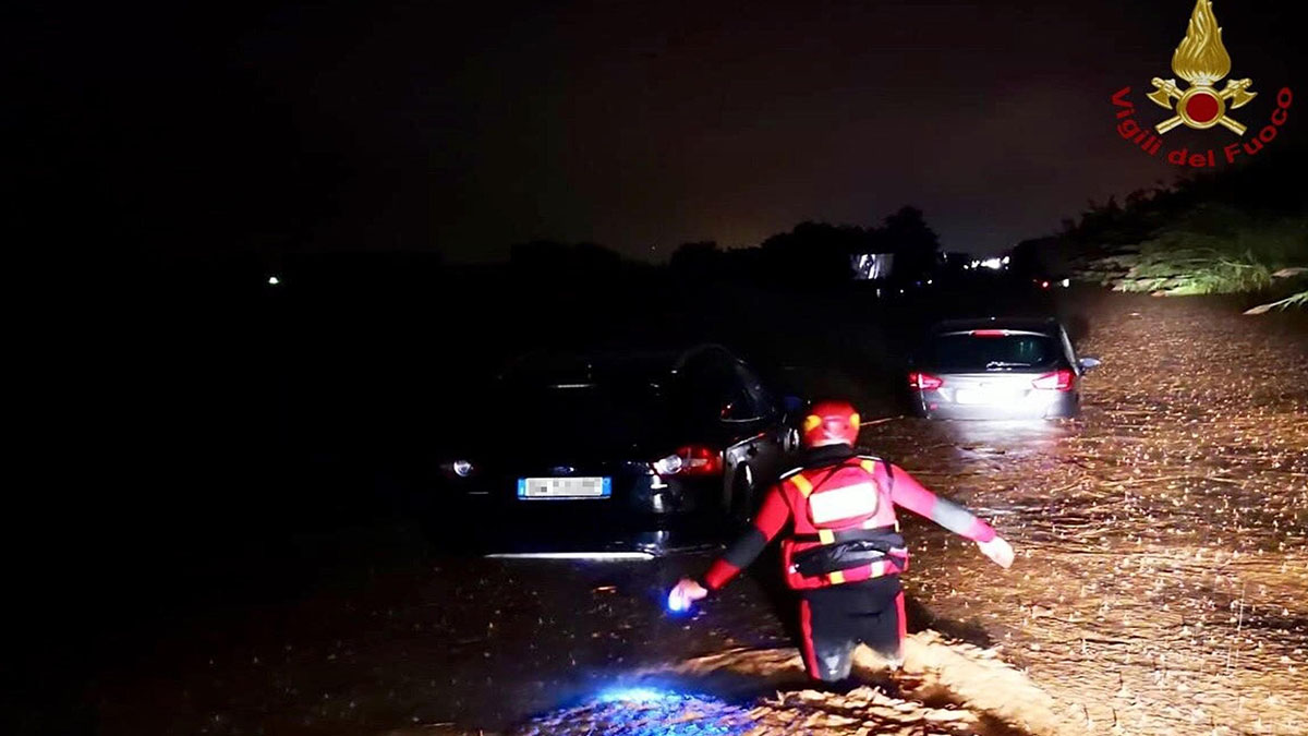 Maltempo in Calabria: muoiono madre e figlio, disperso il secondo