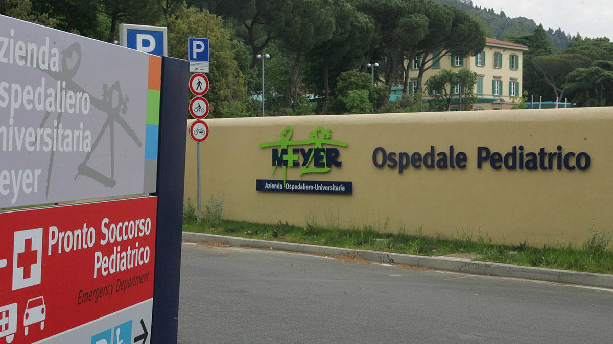Bimba rapita dai genitori per sottrarla alle cure, operata con successo al Meyer