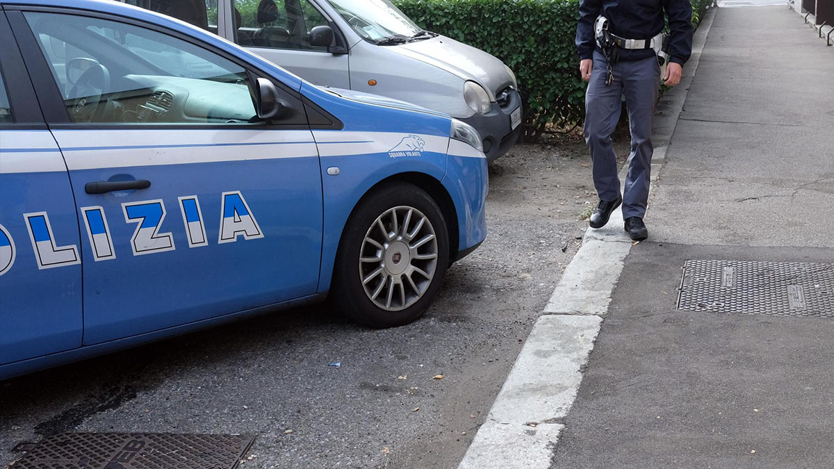 Sassari, 14enne accoltella il compagno della madre per difenderla