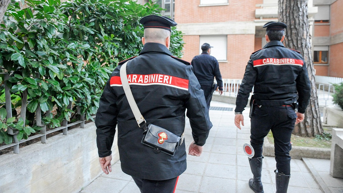 Catania, donna uccisa a colpi di pistola: a sparare l’ex marito che poi tenta il suicidio