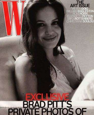 Angelina Jolie allatta sulla copertina di W