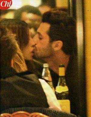 bacio belen e corona