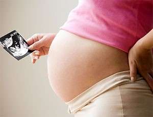Gravidanza: l’involucro dei cibi può causare l’infertilità