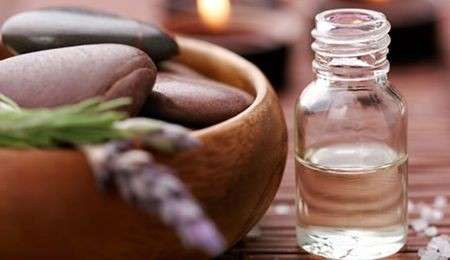 Aromaterapia: gli oli essenziali